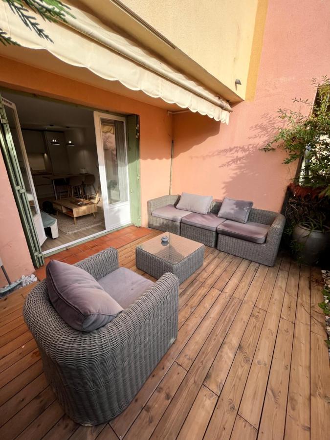 Magnifique 2 Chambres Terrasse Et Parking Saint-Tropez Eksteriør billede
